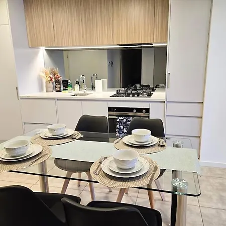Modern Elegance: 2 Bedroom Oasis W/ Free Parking Epping Exterior photo