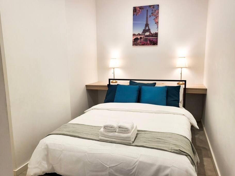 Apartment Modern Elegance: 2 Bedroom Oasis W/ Free Parking Epping